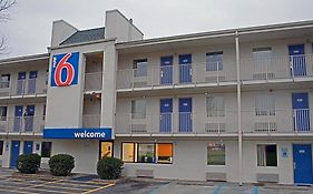 Days Inn By Wyndham Charleston Wv